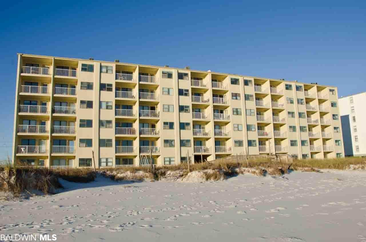 421 Beach Blvd - Photo 1