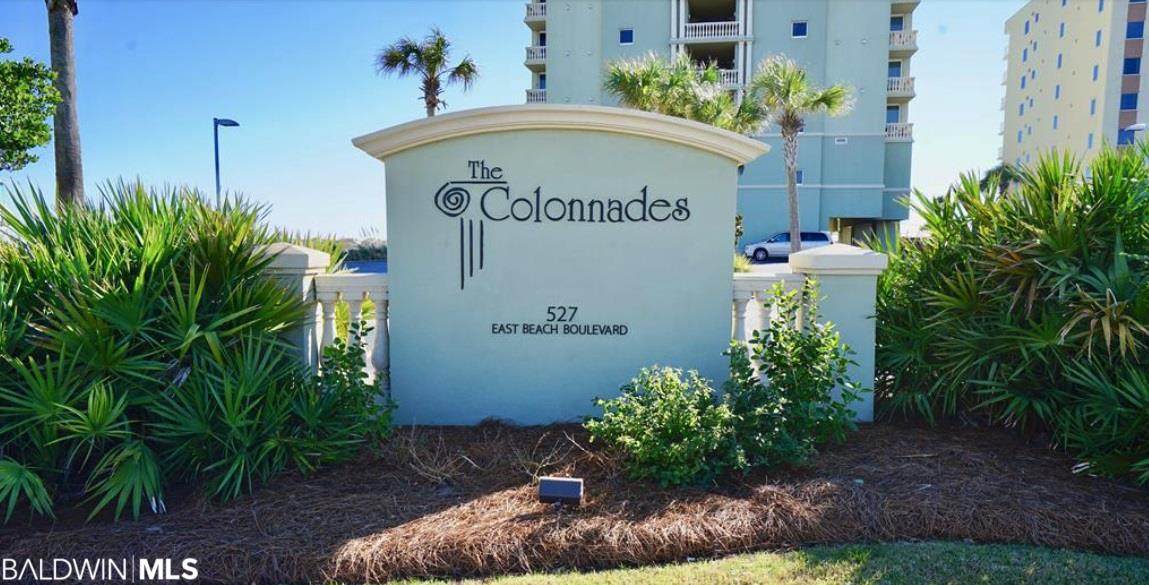 527 Beach Blvd - Photo 1