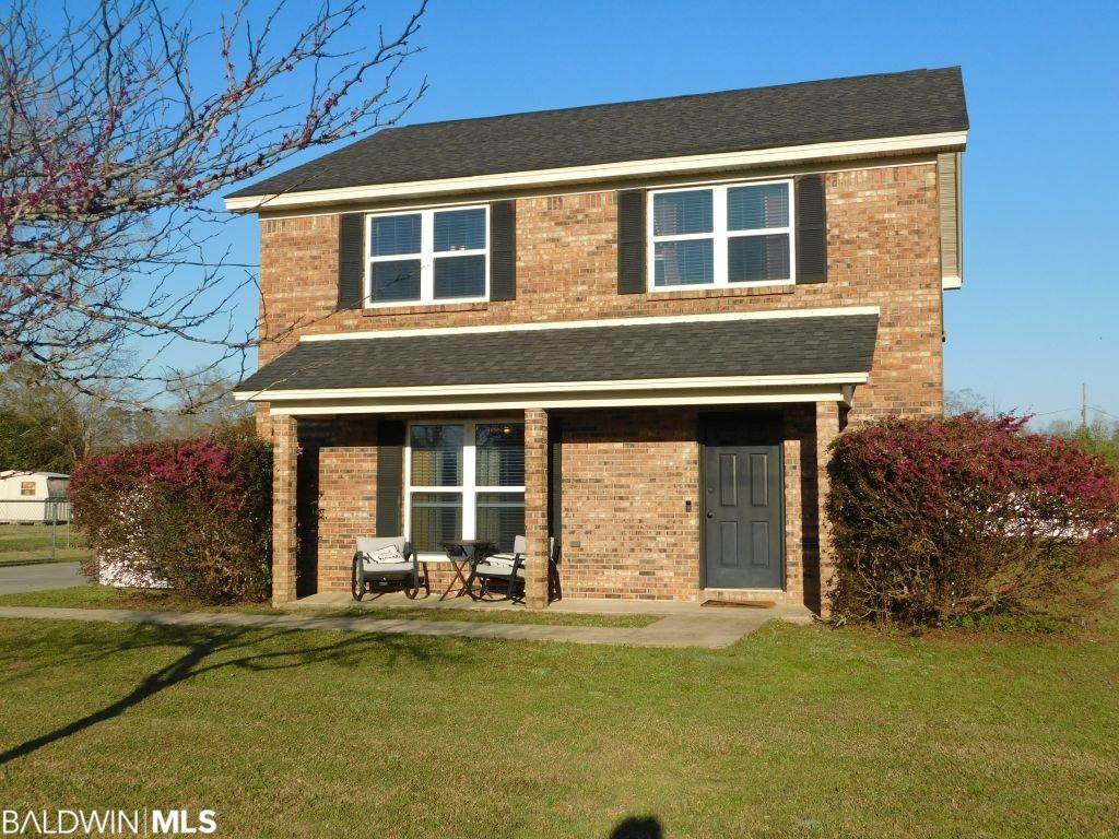 209 Forest Avenue - Photo 1