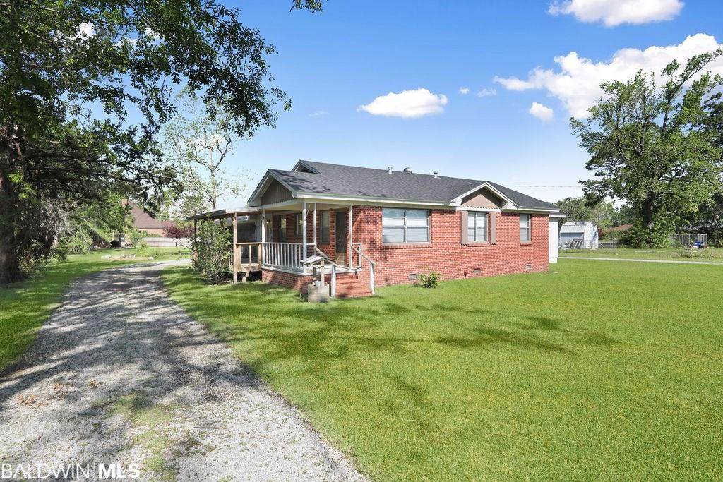 1207 Pine St - Photo 1