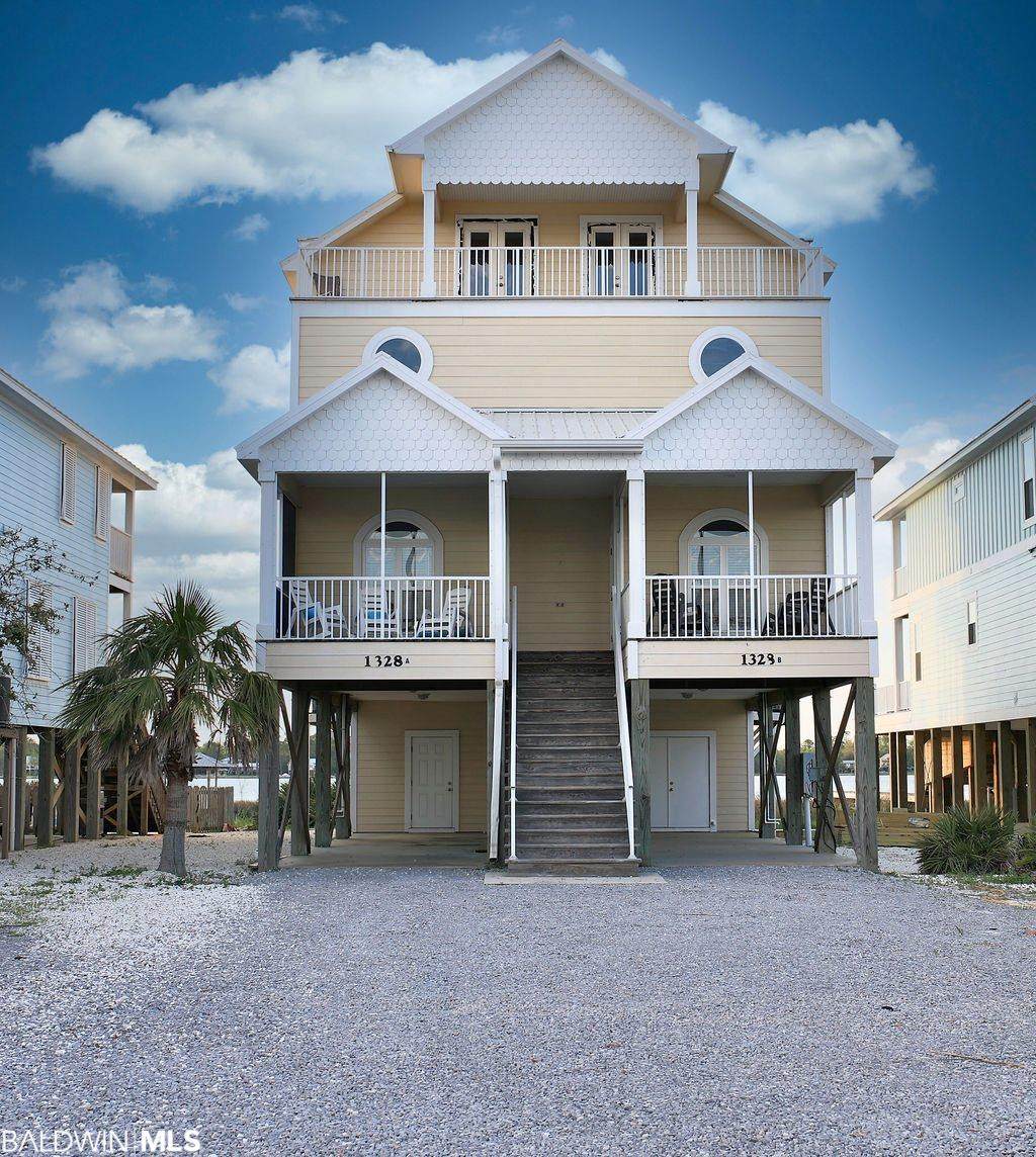 1328 Lagoon Avenue - Photo 1