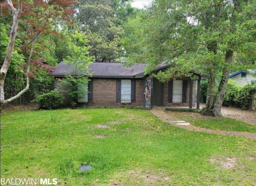 930 Dauphine Circle - Photo 1