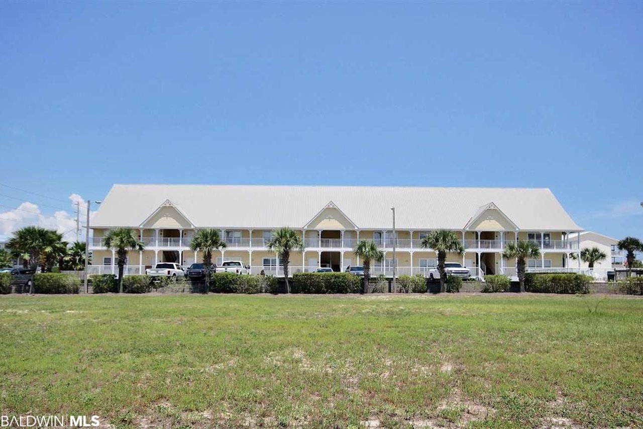 1485 Lagoon Avenue - Photo 1