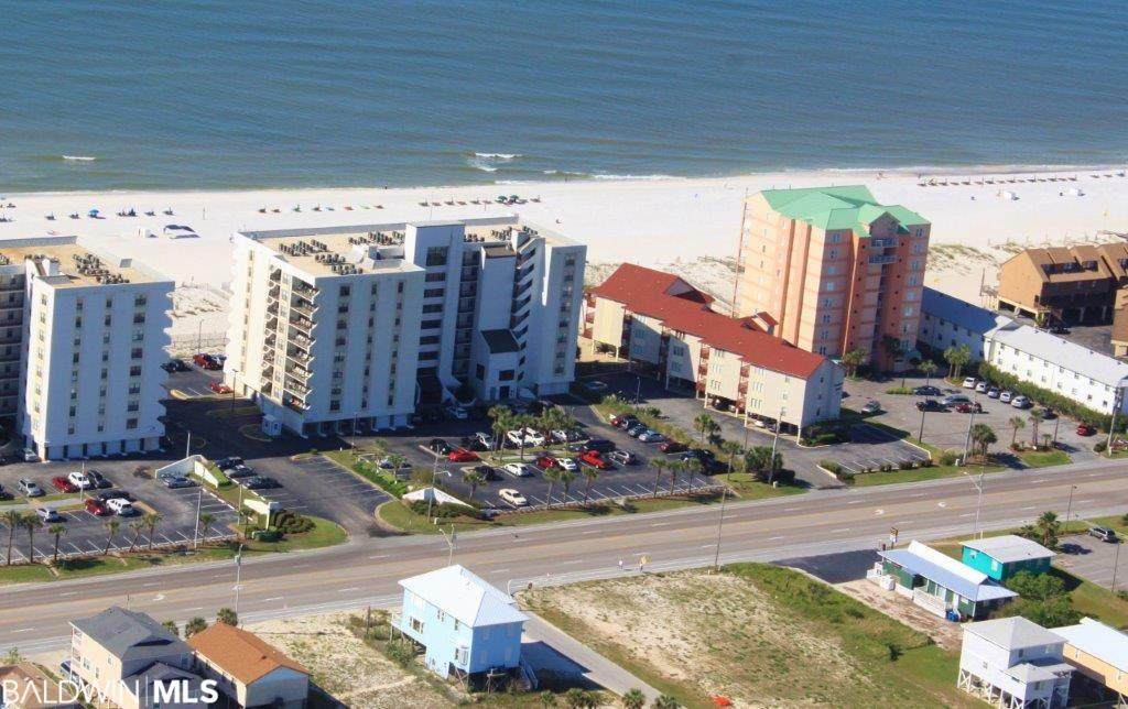 407 Beach Blvd - Photo 1