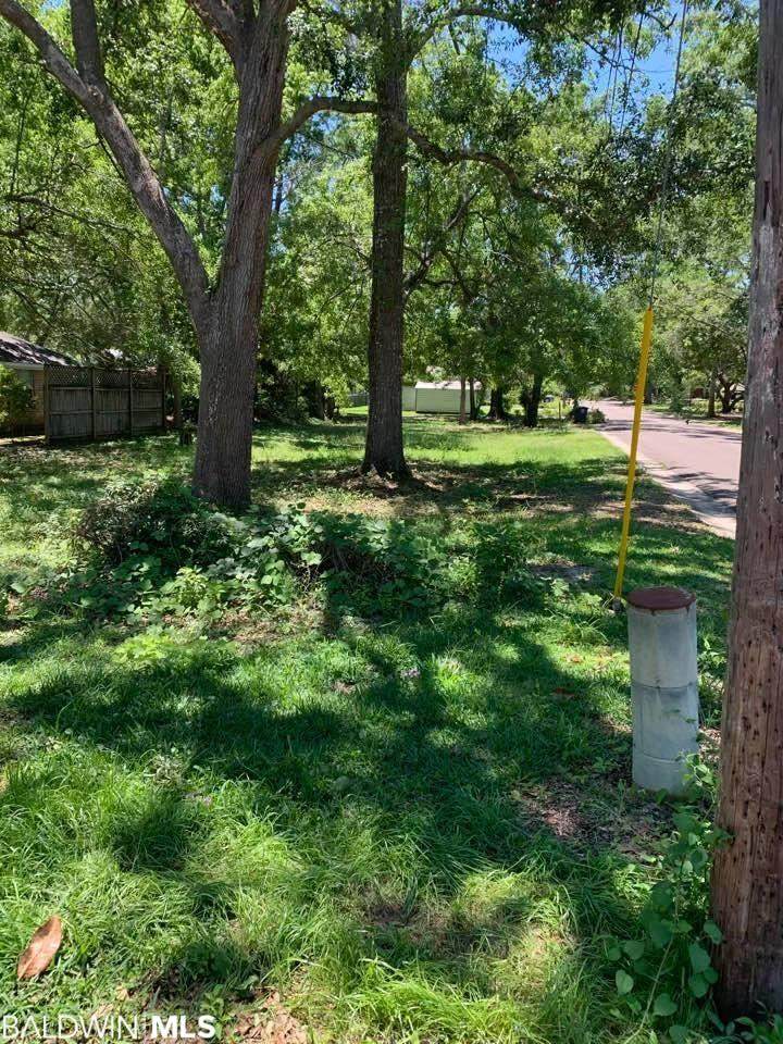 100 Orange Avenue - Photo 1