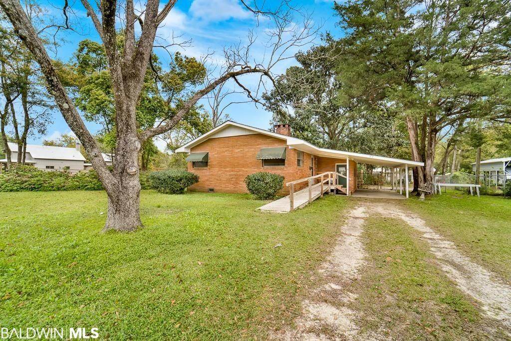 359 Wisteria Street - Photo 1