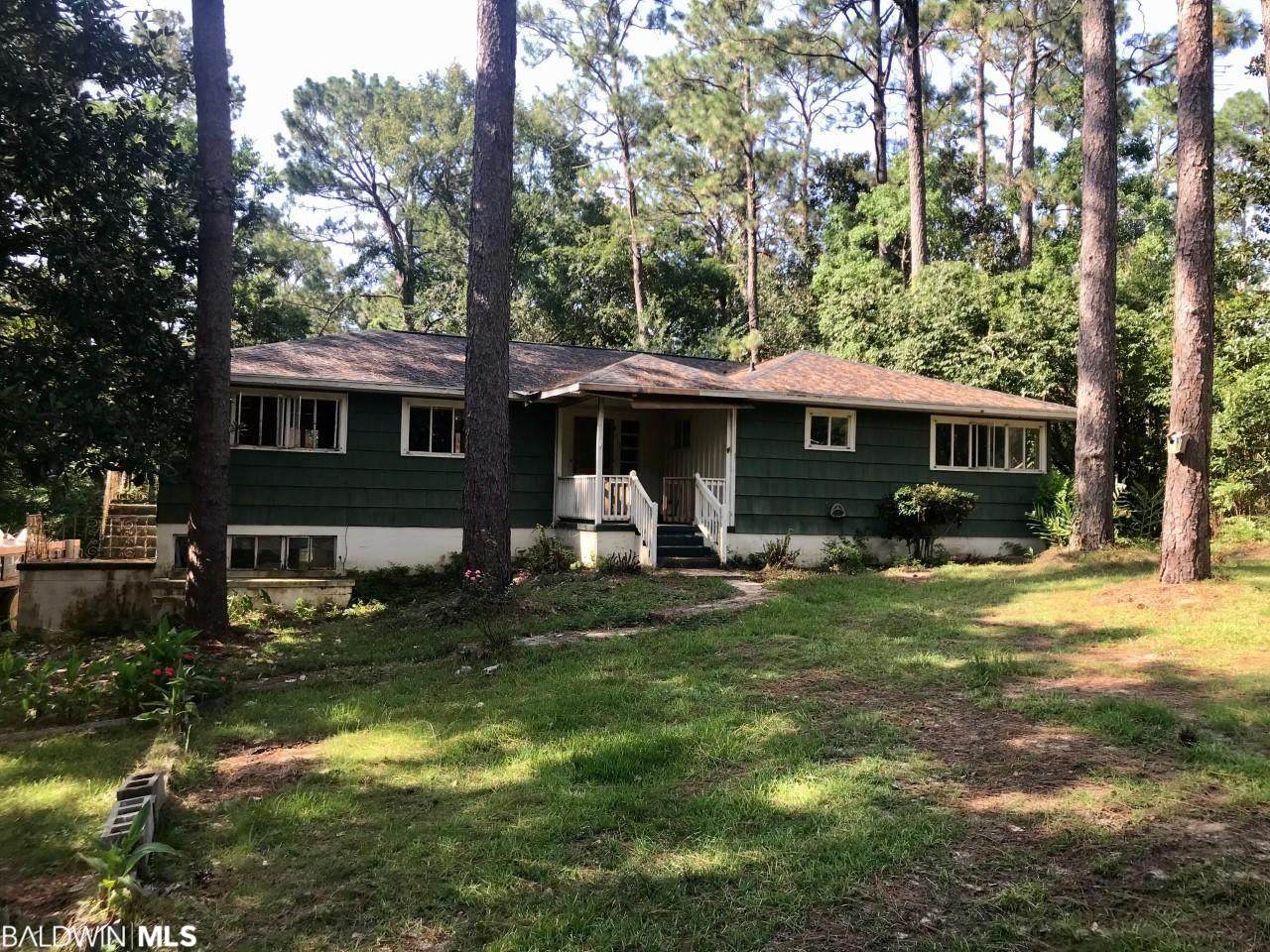 711 6th Street - Photo 1
