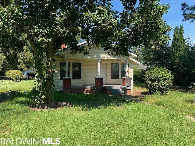 137 Carver Ave. - Photo 1