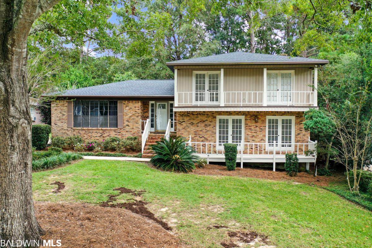 124 Broadmoor Drive - Photo 1