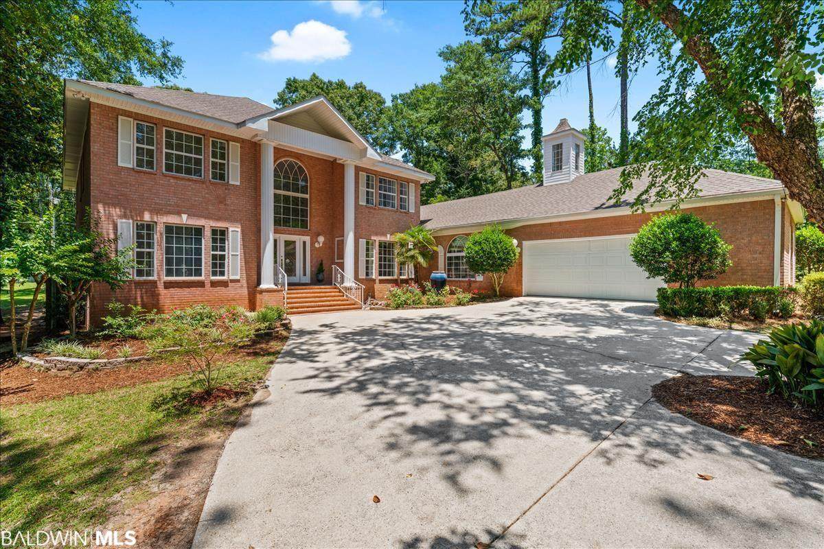 615 Maxwell Avenue - Photo 1