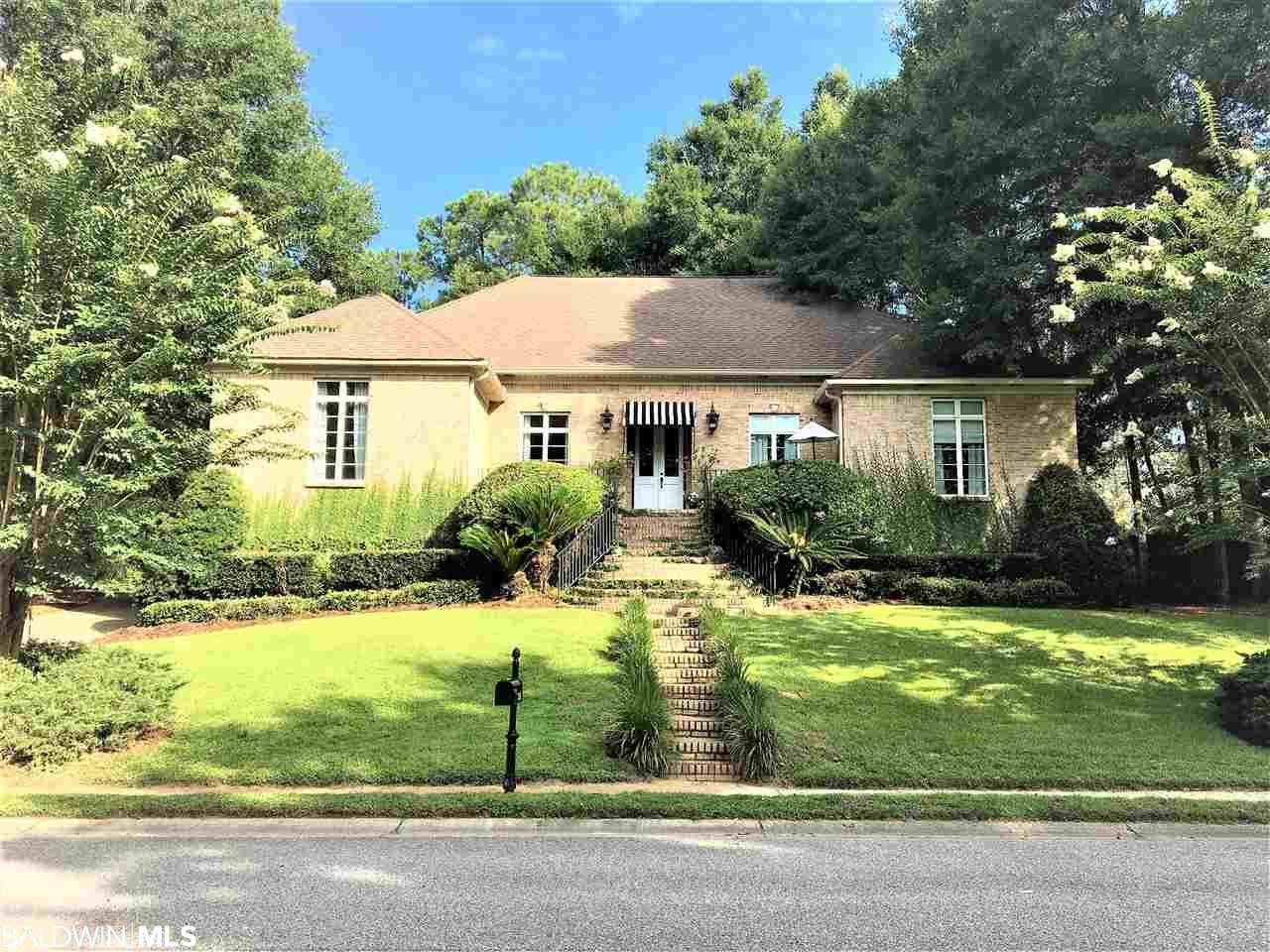 224 North Circle - Photo 1
