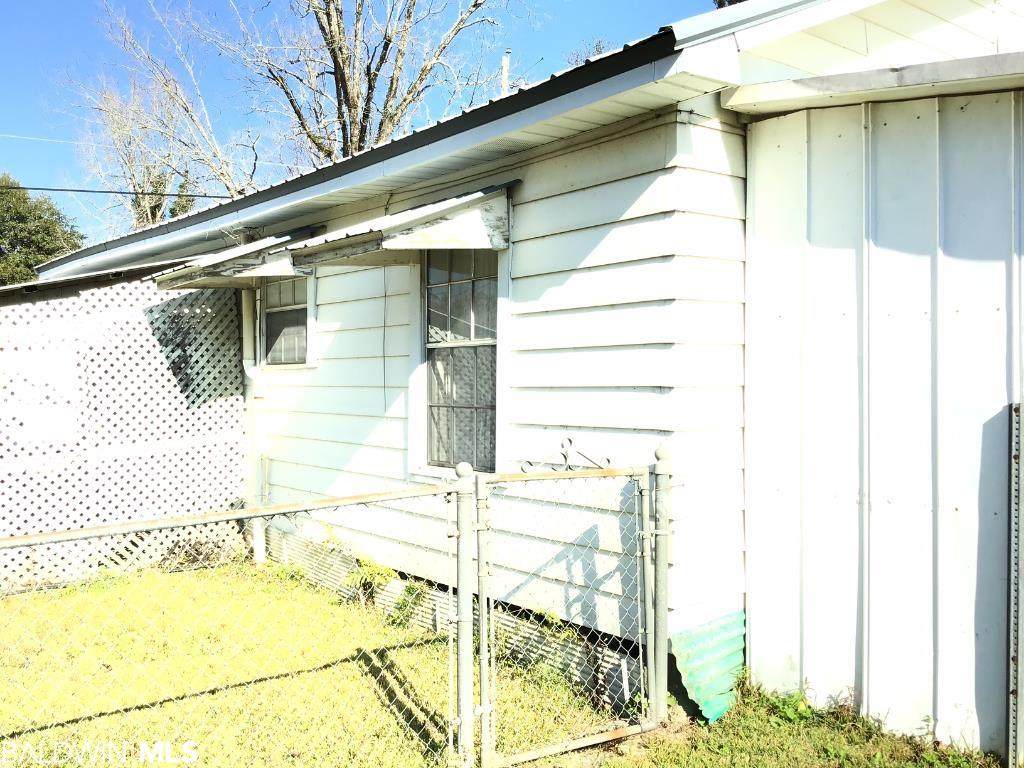 307 Roby Street - Photo 1
