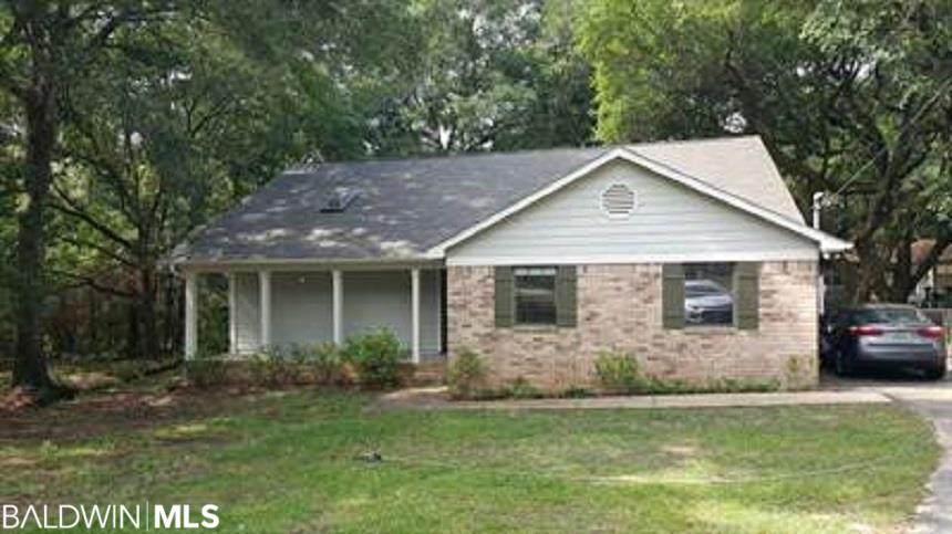 104 Ivy Cir - Photo 1