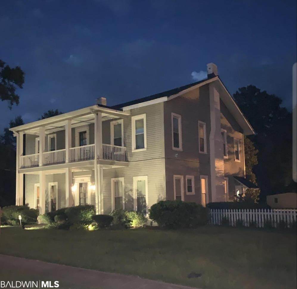 706 Evergreen Avenue - Photo 1