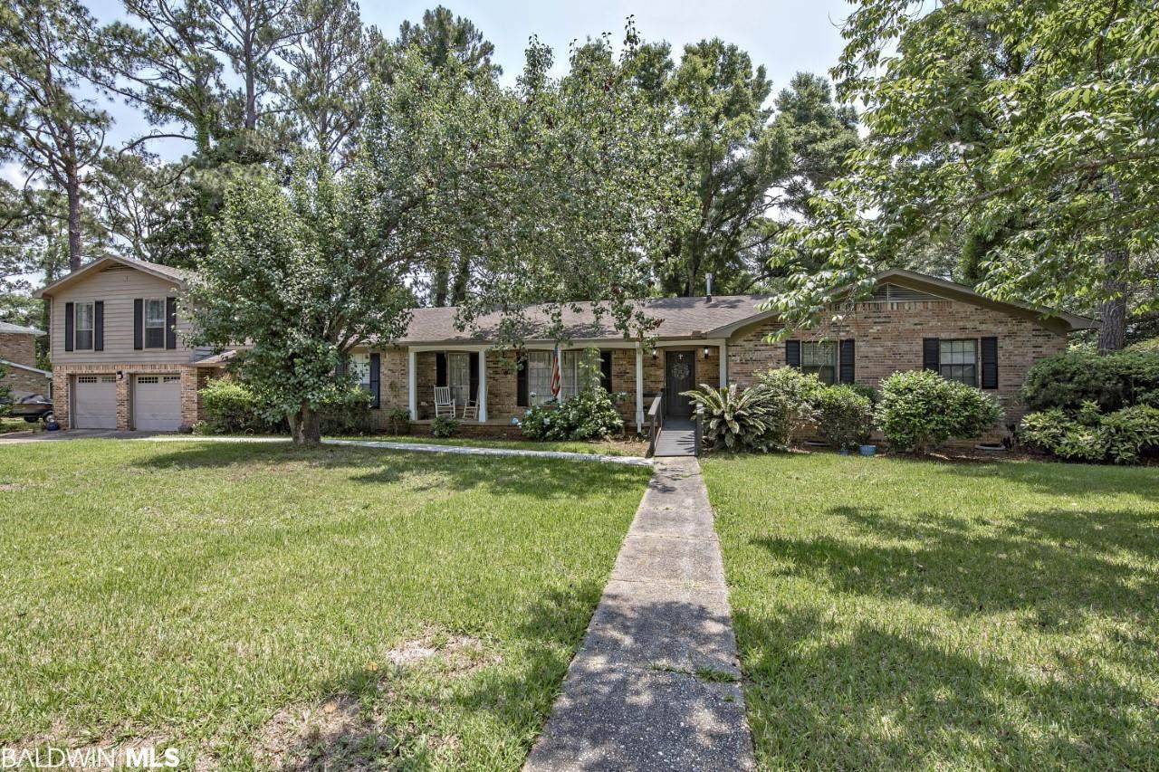 611 Spanish Main - Photo 1