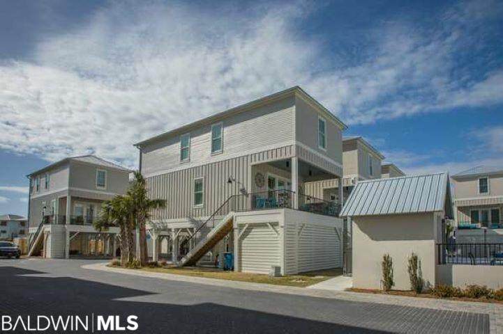 1592 Beach Blvd - Photo 1