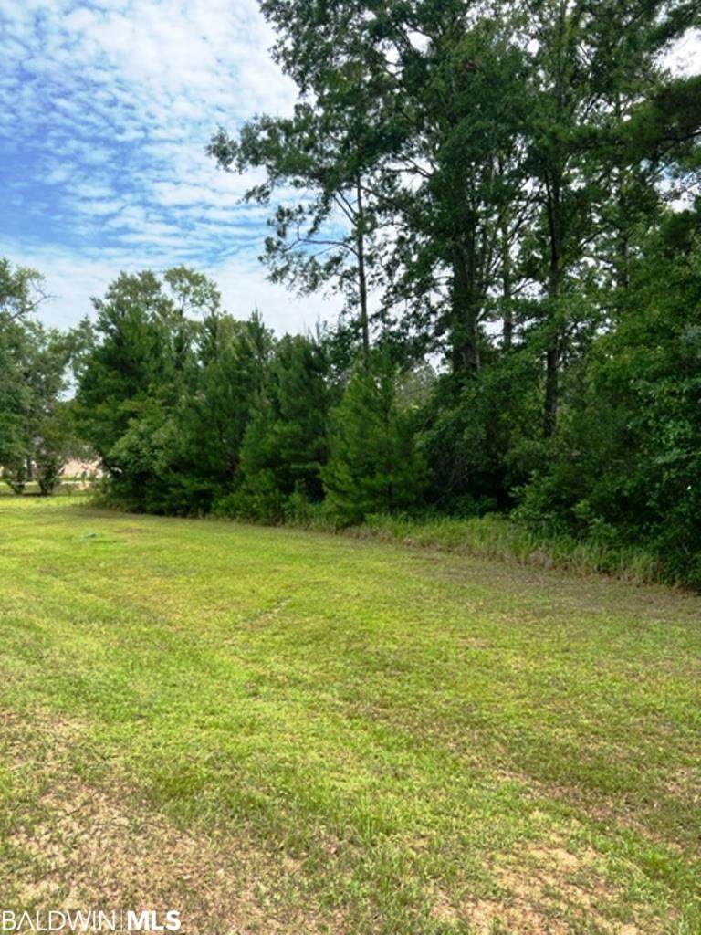 18695 Treasure Oaks Rd - Photo 1
