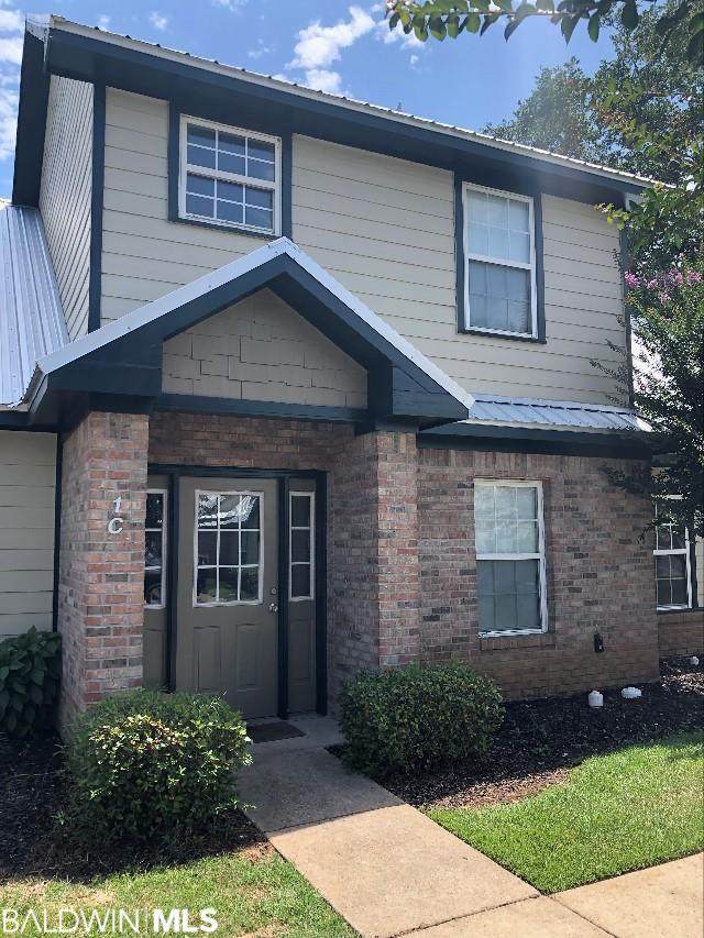 444 Clubhouse Drive - Photo 1
