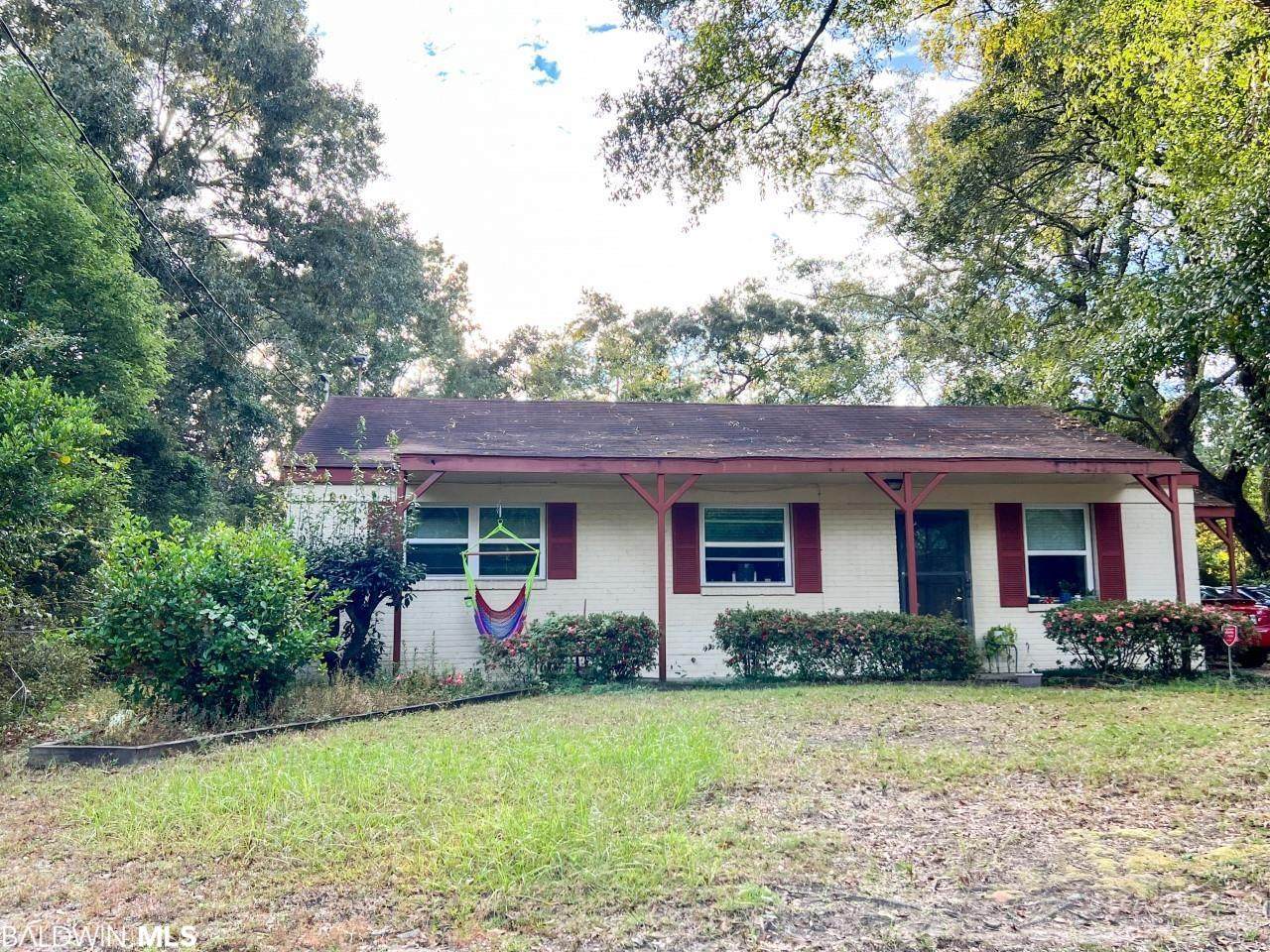 509 Meadow Wood Curve - Photo 1