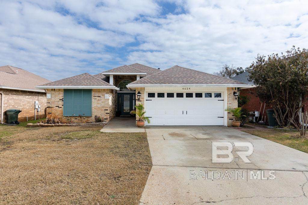 4624 Isles Drive - Photo 1