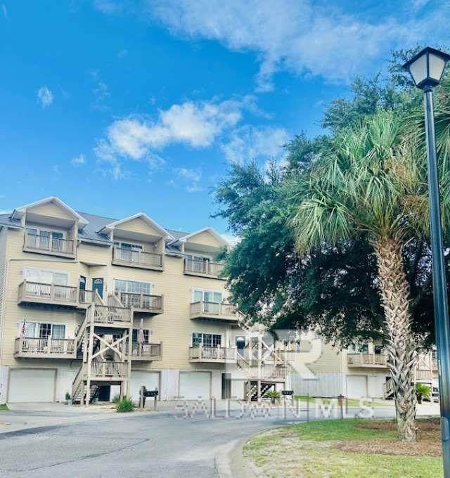 4 Yacht Club Drive - Photo 1