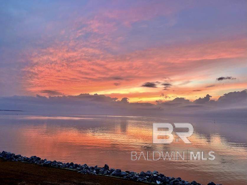https://bt-photos.global.ssl.fastly.net/baldwin/orig_boomver_1_384567-2.jpg