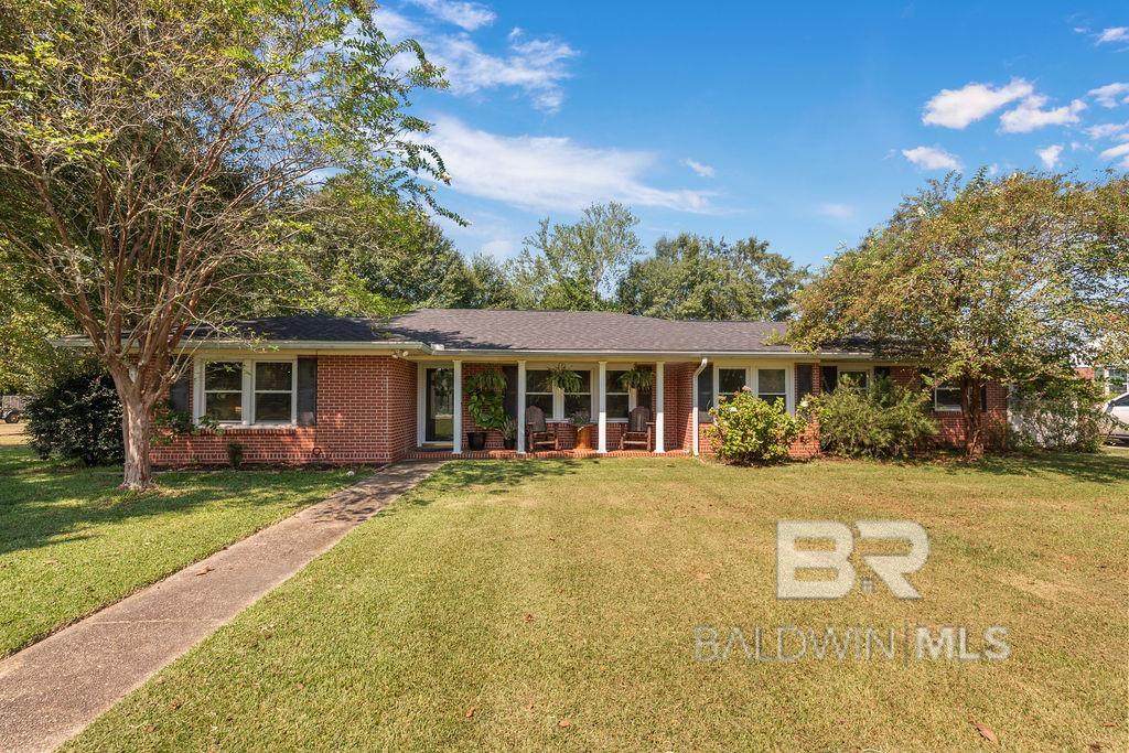 702 Presley Street - Photo 1