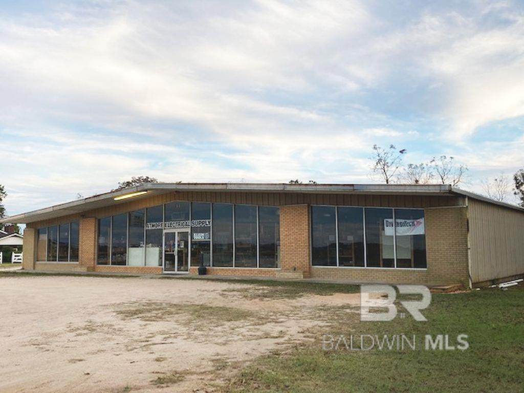 9828 Us Highway 31 - Photo 1