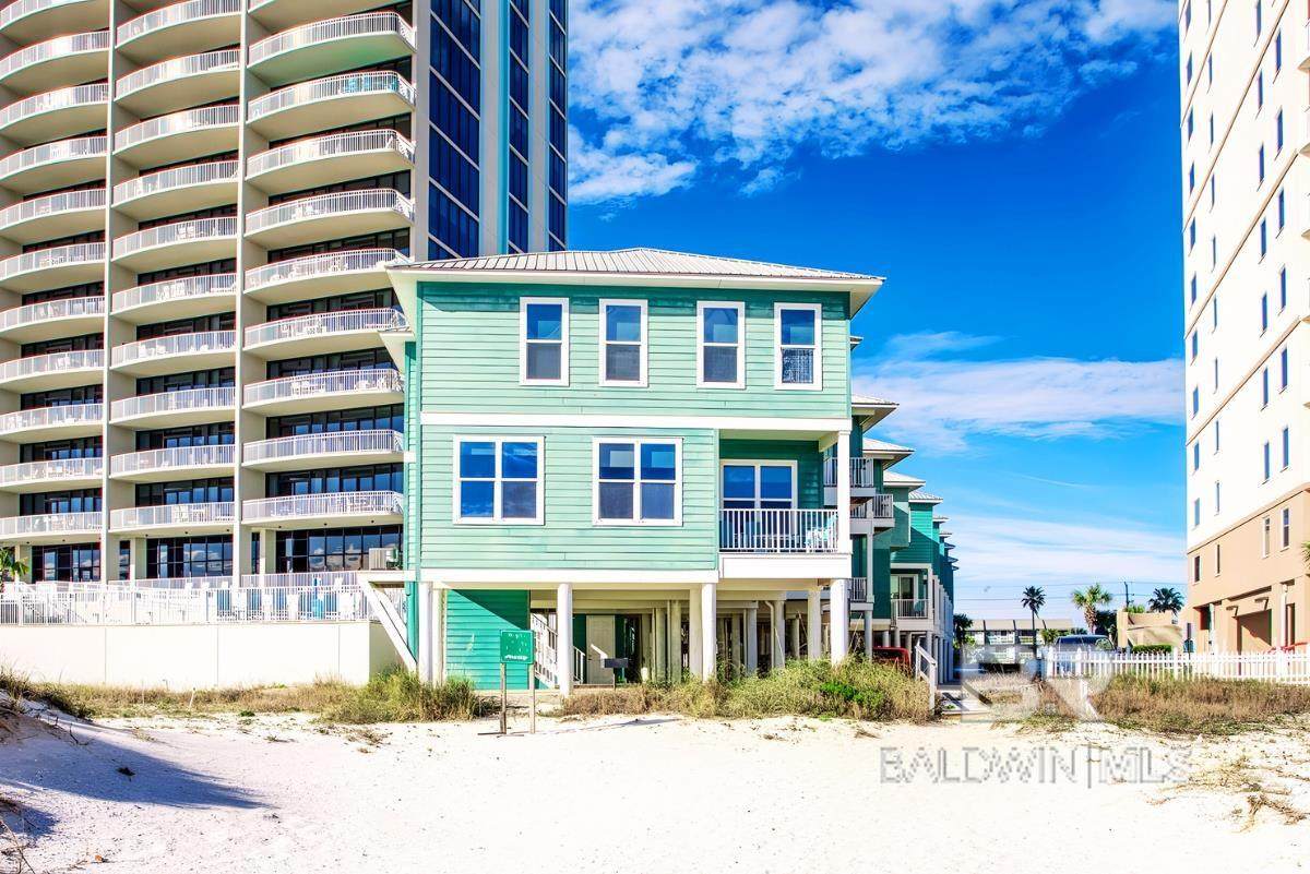 551 Beach Boulevard - Photo 1