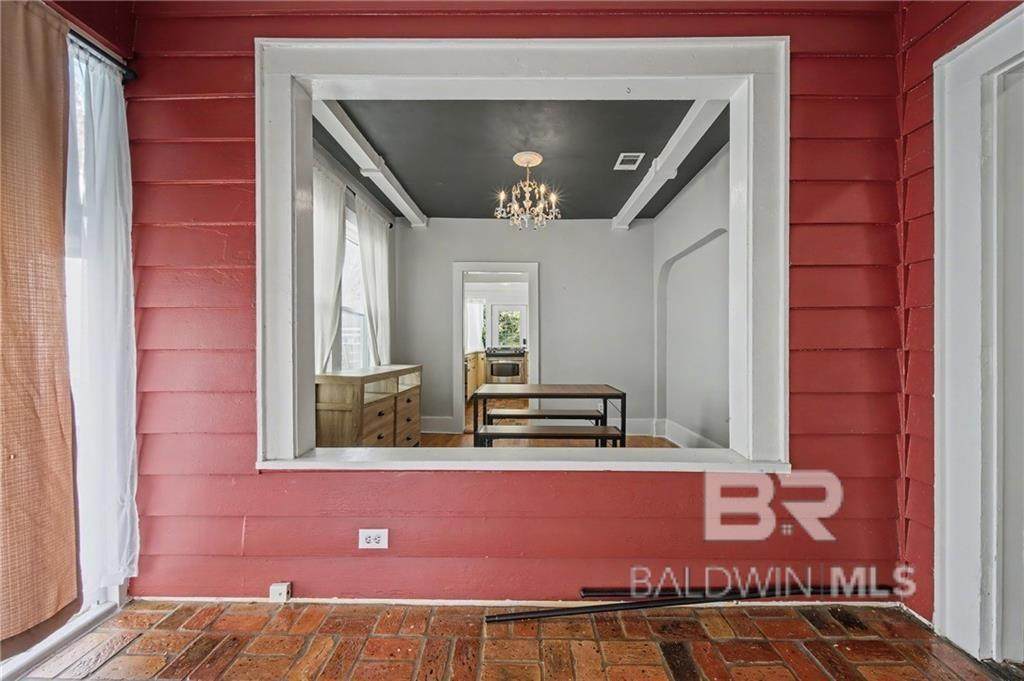 https://bt-photos.global.ssl.fastly.net/baldwin/orig_boomver_1_392794-2.jpg