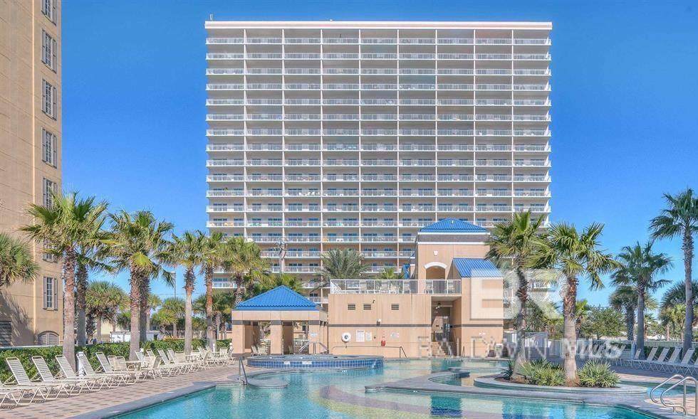 1010 West Beach Boulevard - Photo 1