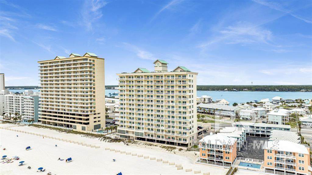921 Beach Boulevard - Photo 1