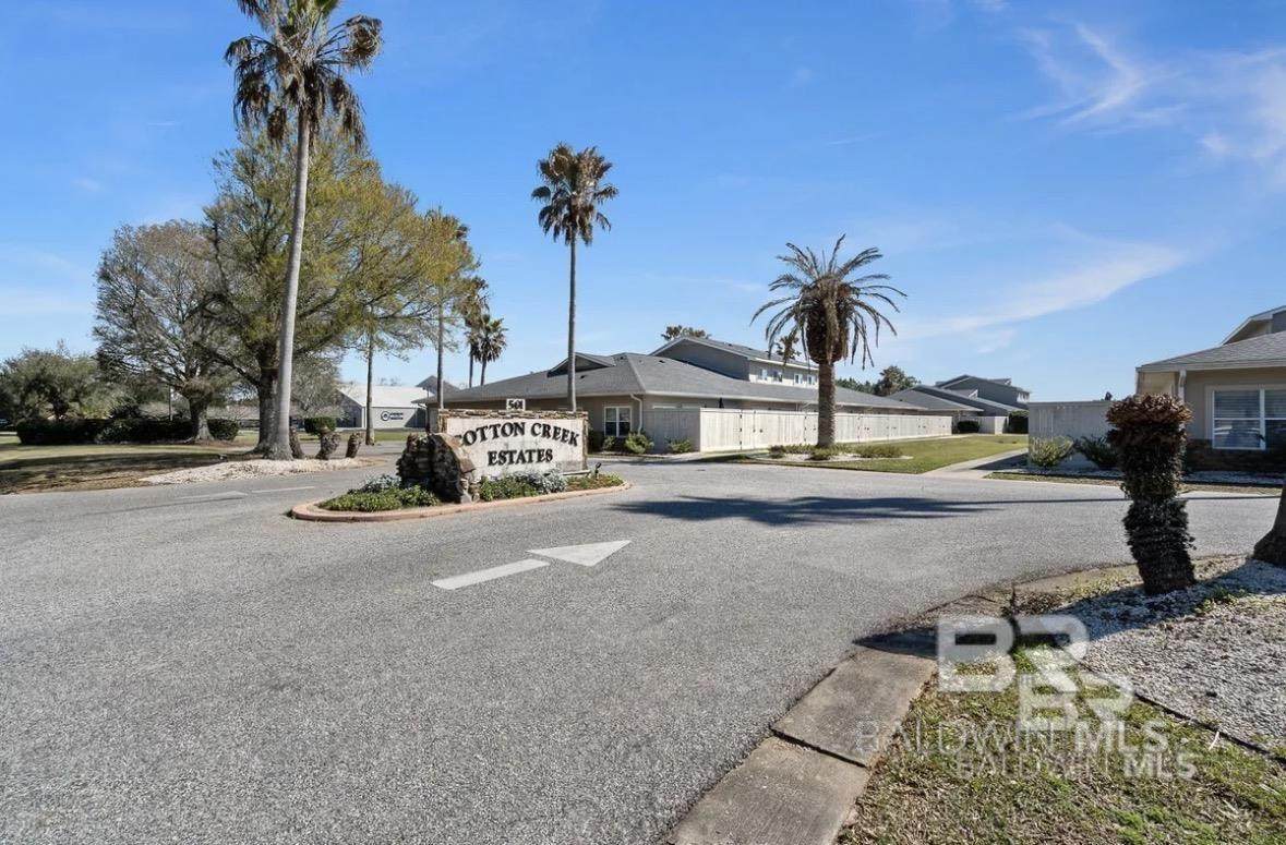 501 Cotton Creek Drive - Photo 1