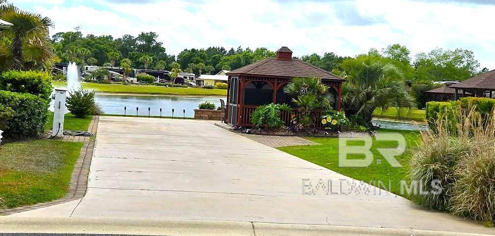 636 Sereno Street - Photo 1