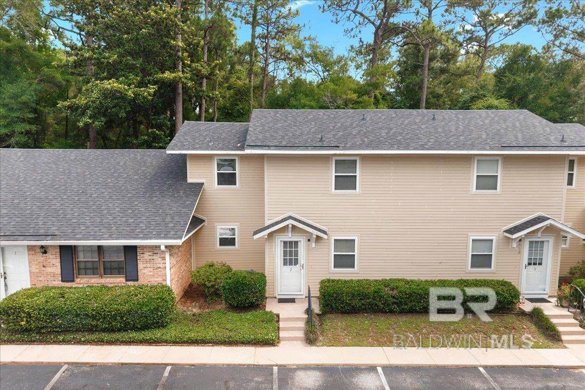 320 Volanta Avenue - Photo 1