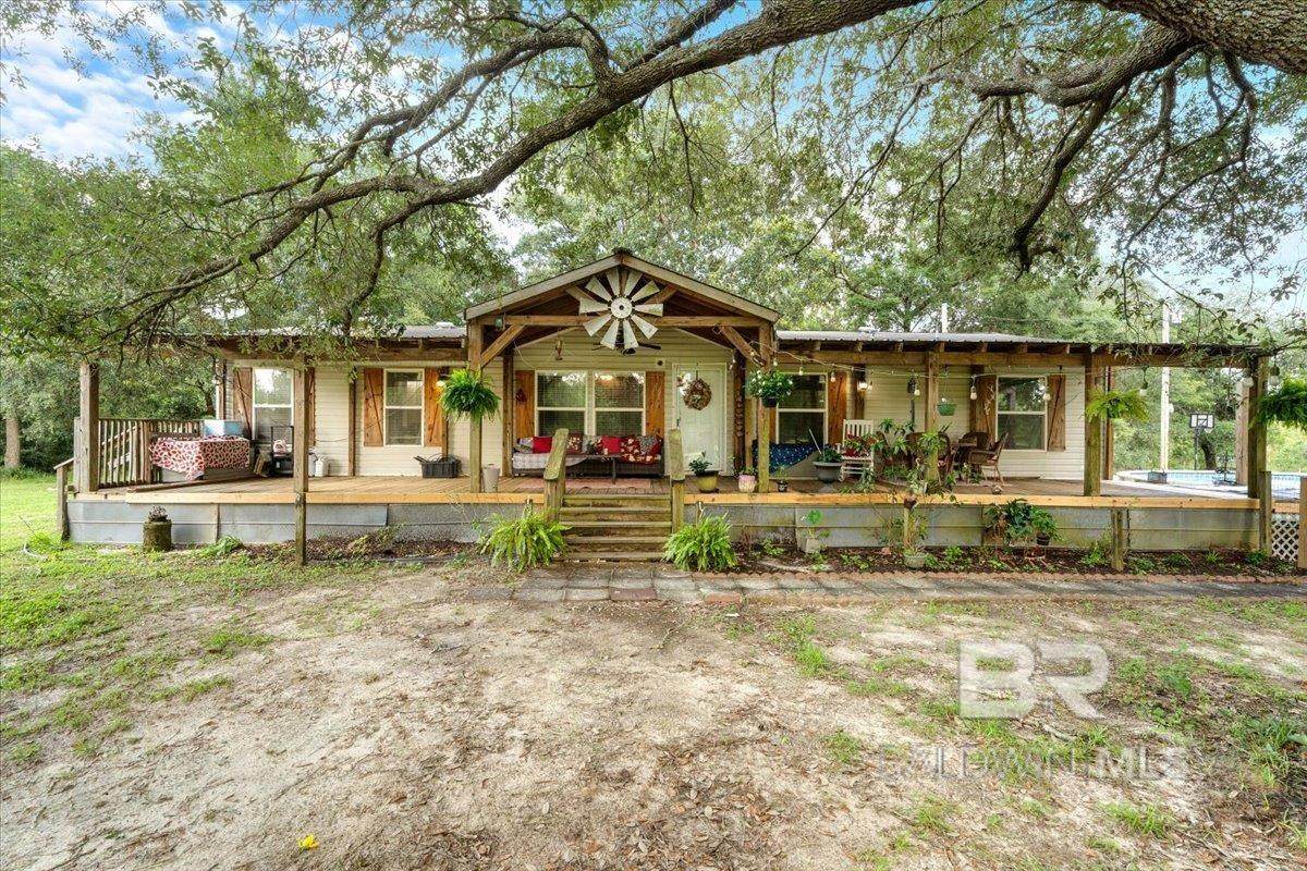 21011 River Road - Photo 1