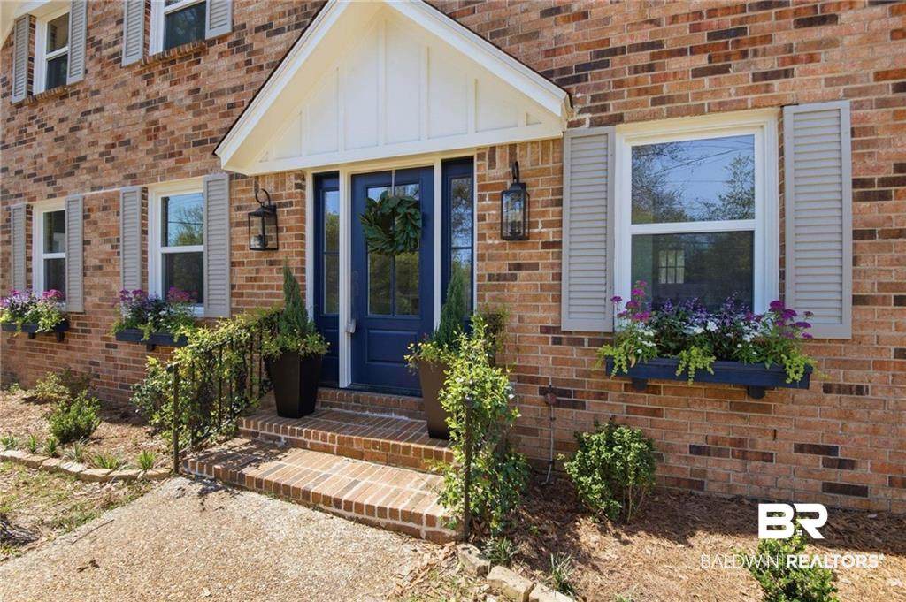 511 Wacker Lane - Photo 1