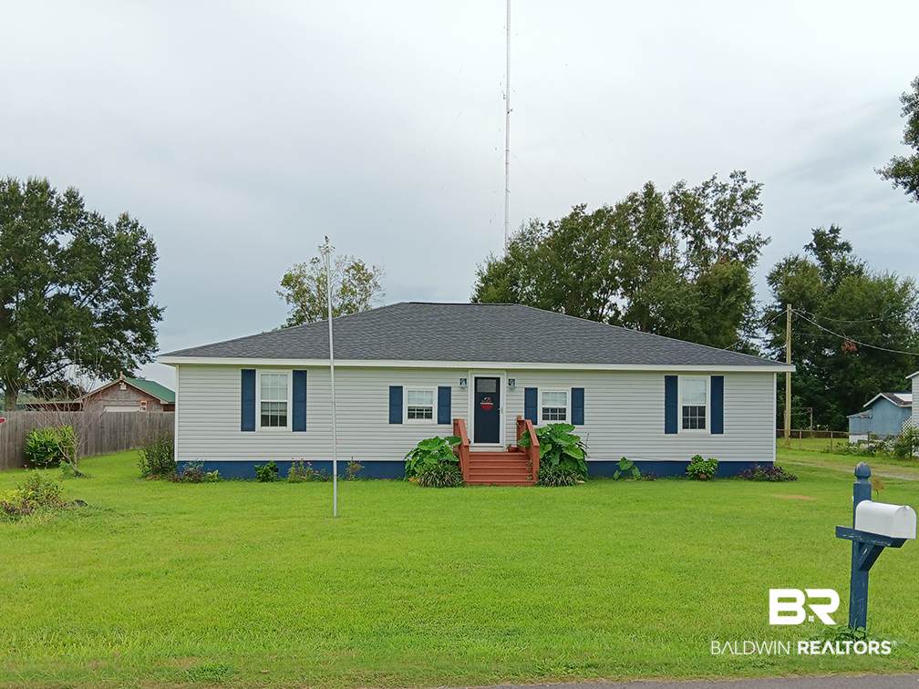 18700 Fairground Road - Photo 1