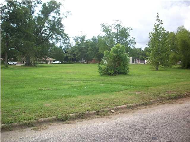 300 Main Street - Photo 1