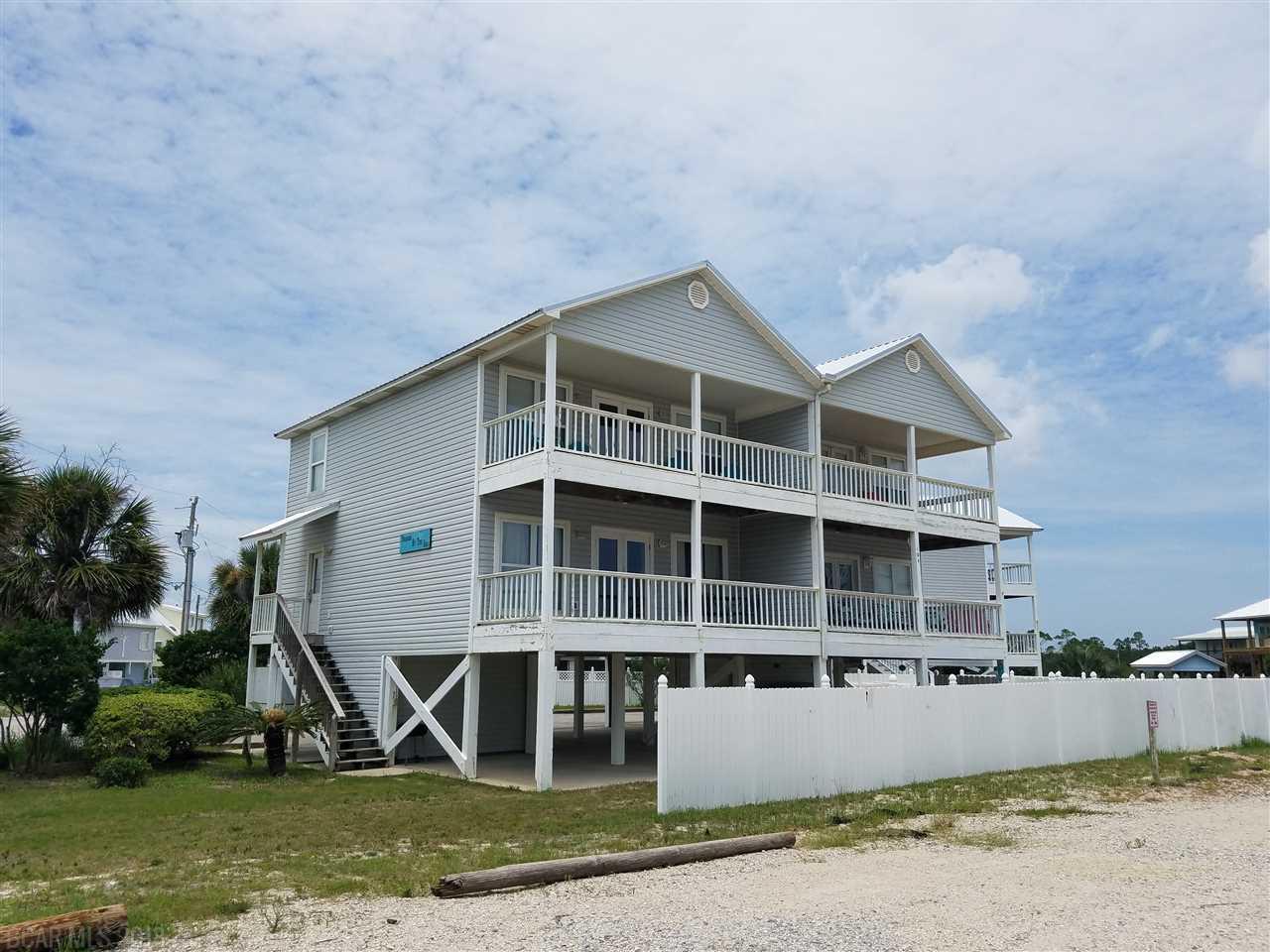 104 8th Street - Photo 1