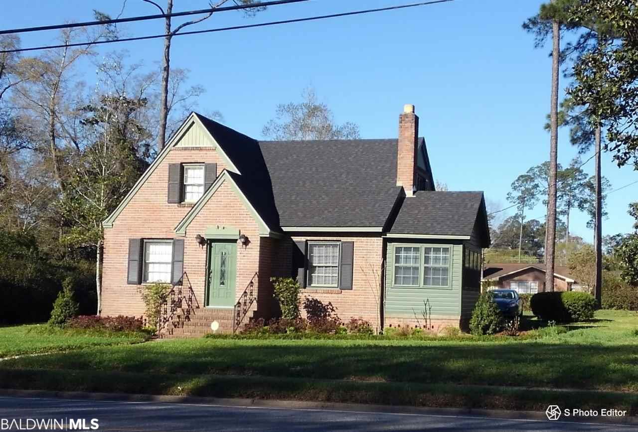 1411 Douglas Ave - Photo 1