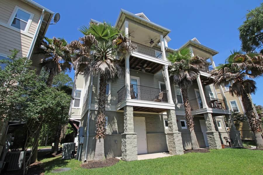 4622 Grander Ct - Photo 1