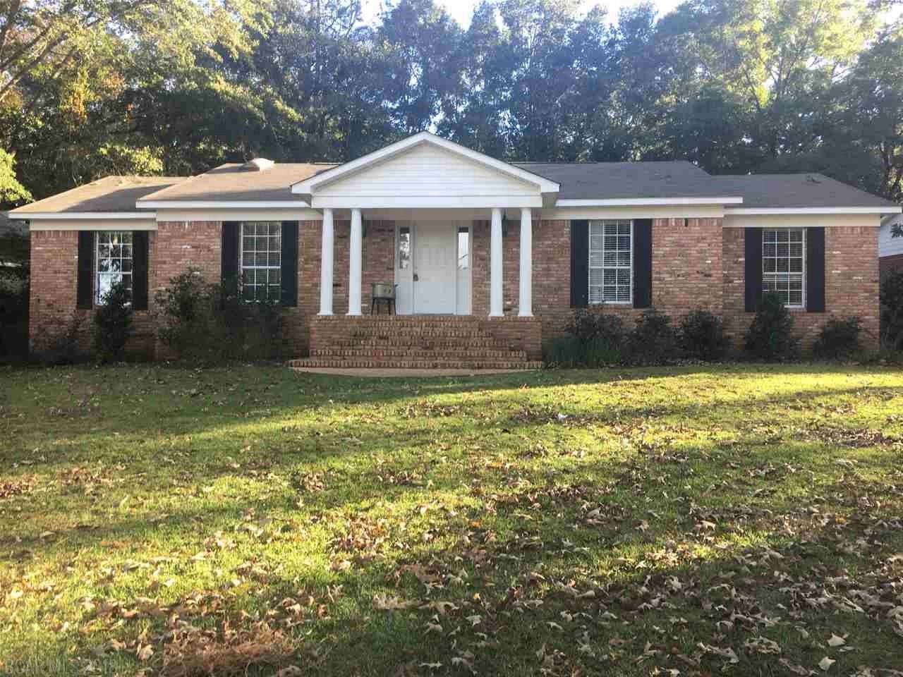 111 Lakefront Drive - Photo 1