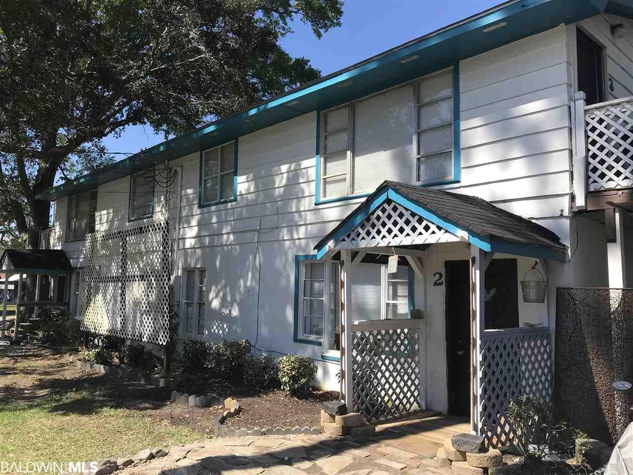 9330 Pinewood Av - Photo 1