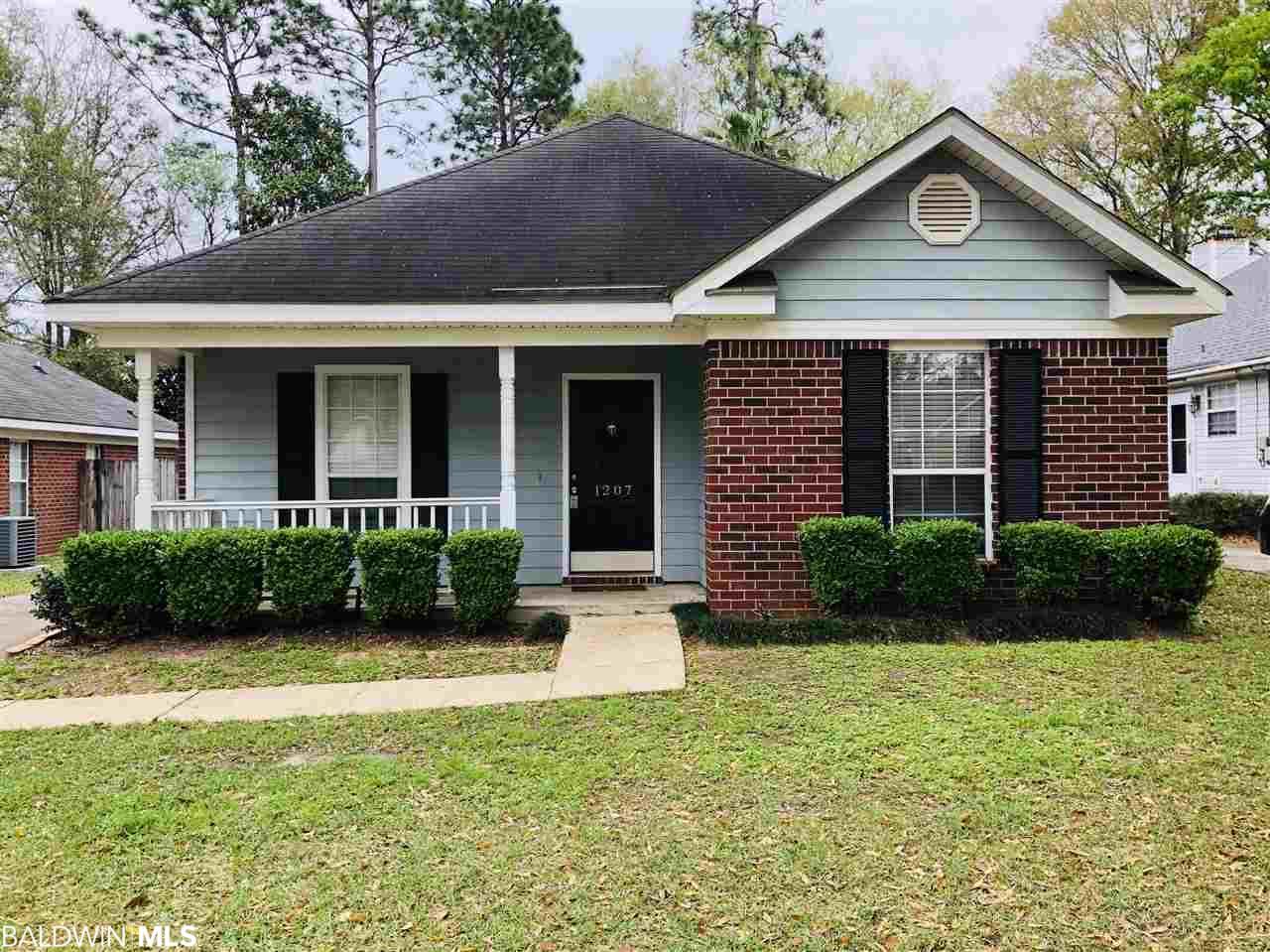 1207 Mcneil Avenue - Photo 1