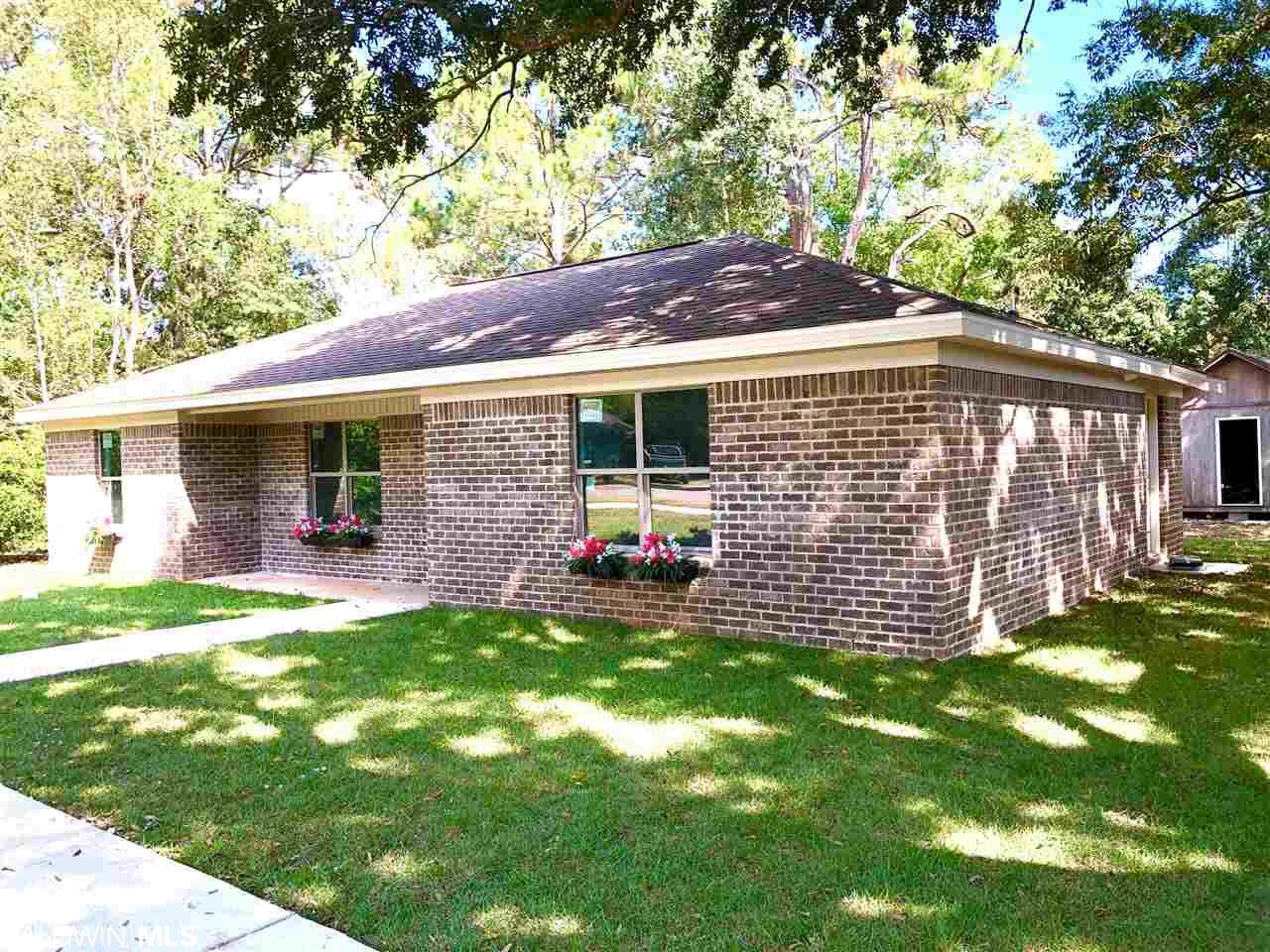 2123 Pine Street - Photo 1