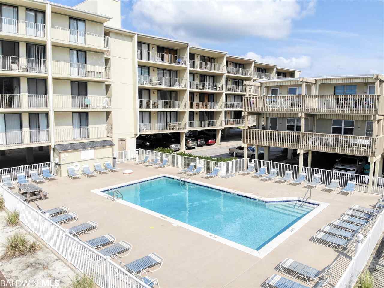 1027 Beach Blvd - Photo 1
