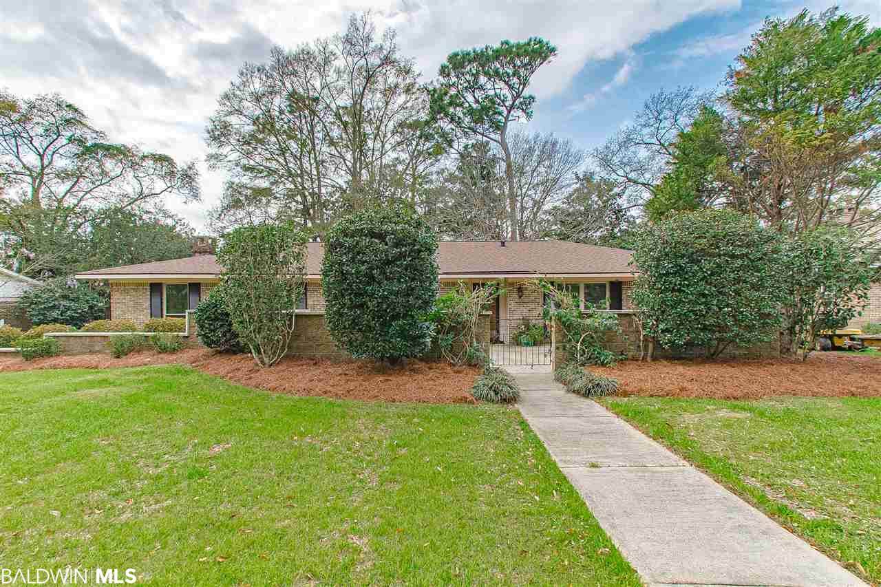 111 Spring Drive - Photo 1
