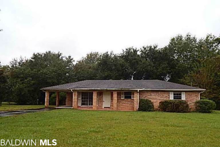 613 Hutchinson Av - Photo 1