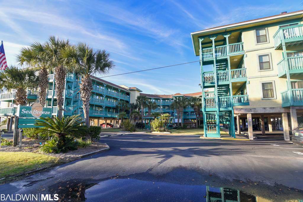 952 Beach Blvd - Photo 1